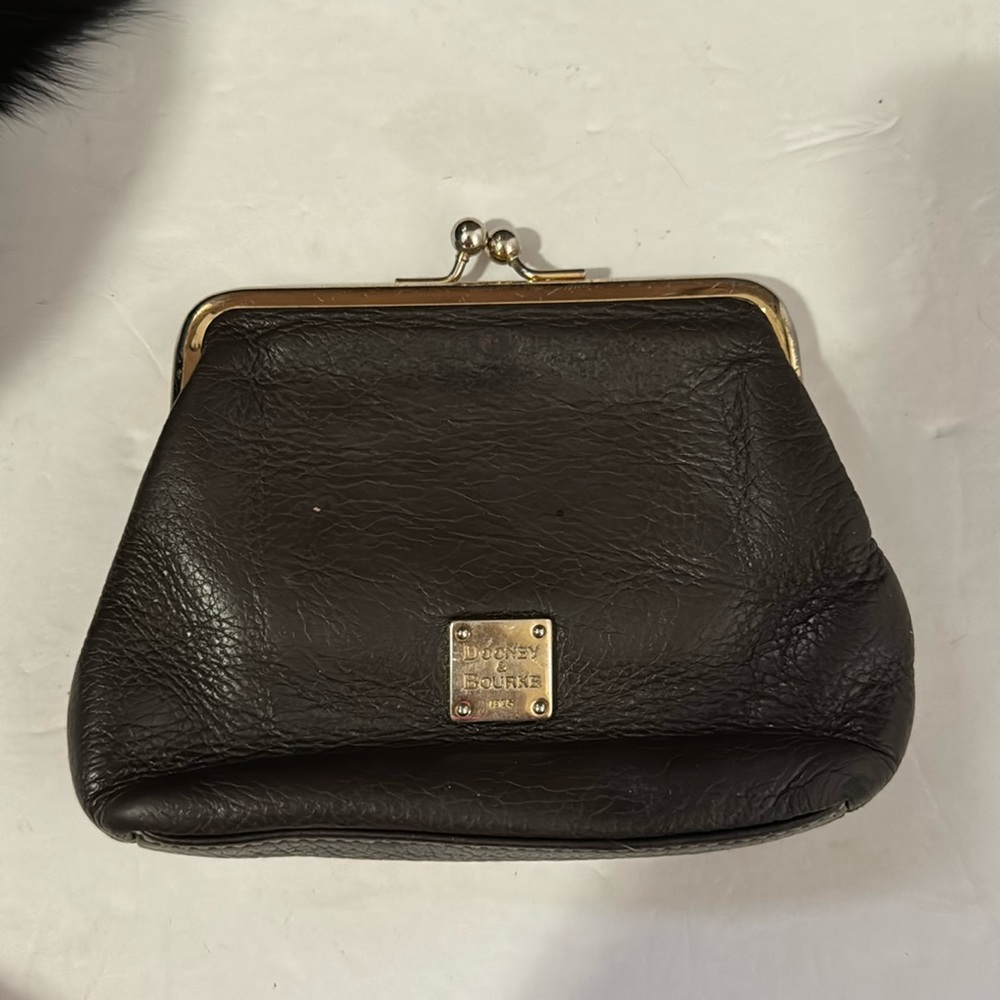 Vintage Dooney & Bourke wallet